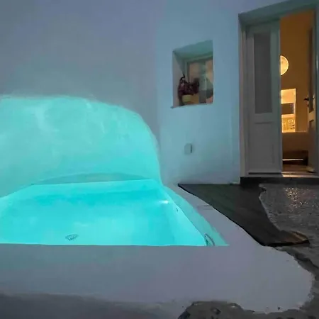 Villa Patitiri Cave House With Private Pool In Megalochori Santorini *