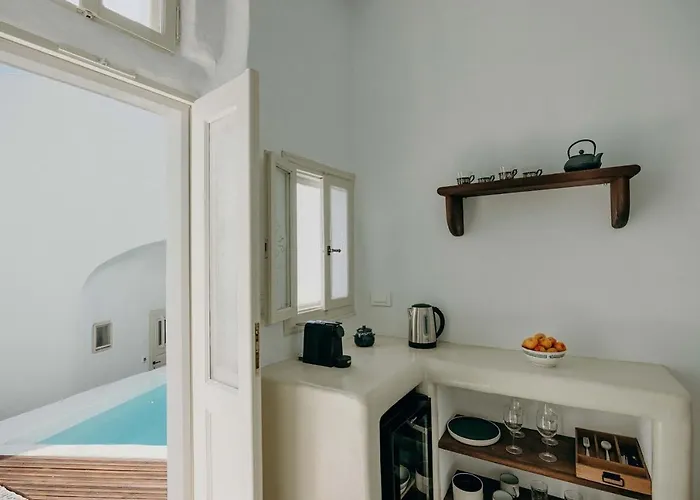 Patitiri Cave House With Private Pool In Megalochori Santorini 빌라 *