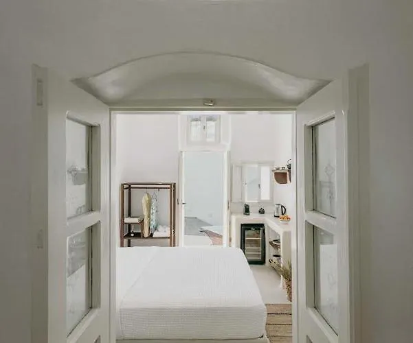 빌라 Patitiri Cave House With Private Pool In Megalochori Santorini 메갈로호리