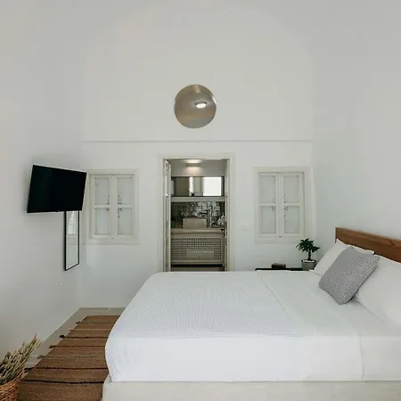 Patitiri Cave House With Private Pool In Megalochori Santorini 梅加洛克里