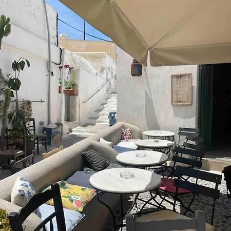 Villa Patitiri Cave House With Private Pool In Megalochori Santorini *