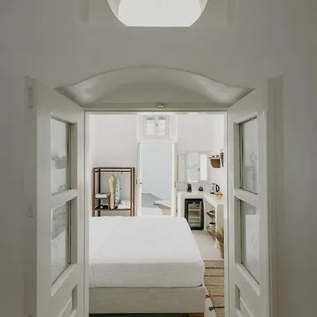 Villa Patitiri Cave House With Private Pool In Megalochori Santorini Megalochori (Santorini)